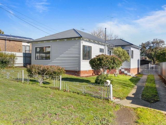 Stylishly Renovated Family Living in a Prized Ballarat East Location