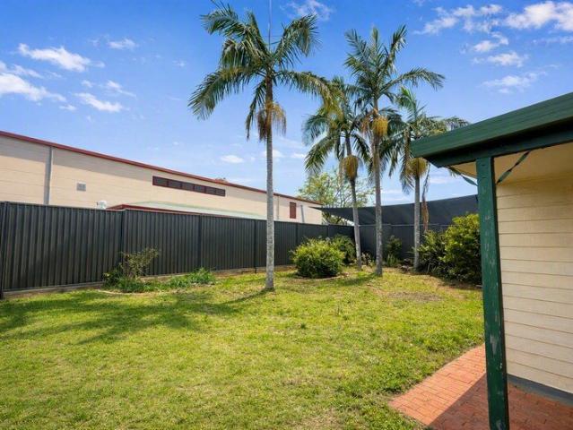 Stylishly Renovated Granny Flat in a Convenient Georges Hall Location