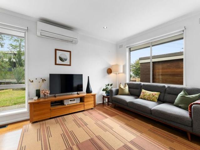 Stylishly Renovated Single Level Villa in a Prime Location