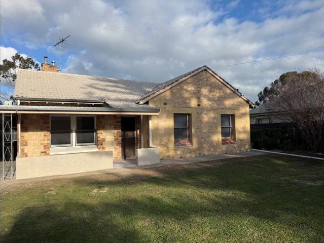 Stylishly Renovated & Spacious