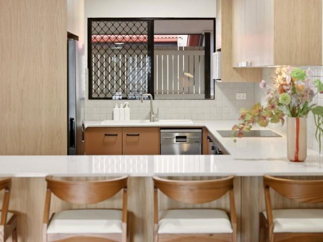 Stylishly Renovated Two Bedroom Unit in a Quiet Kedron Location