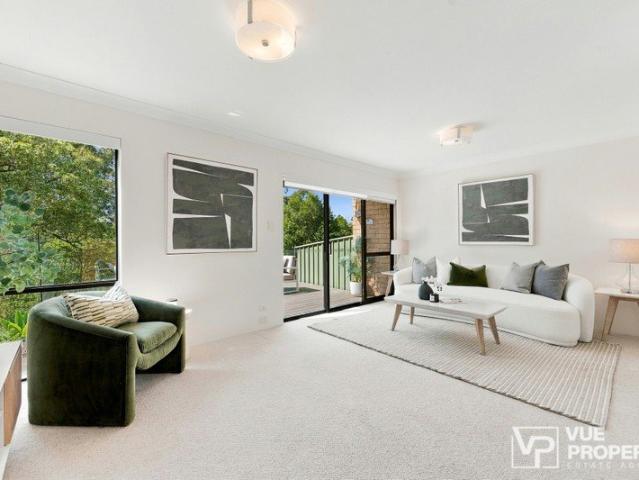 Stylishly Renovated Three Bedroom Townhouse with a Leafy Bush Outlook