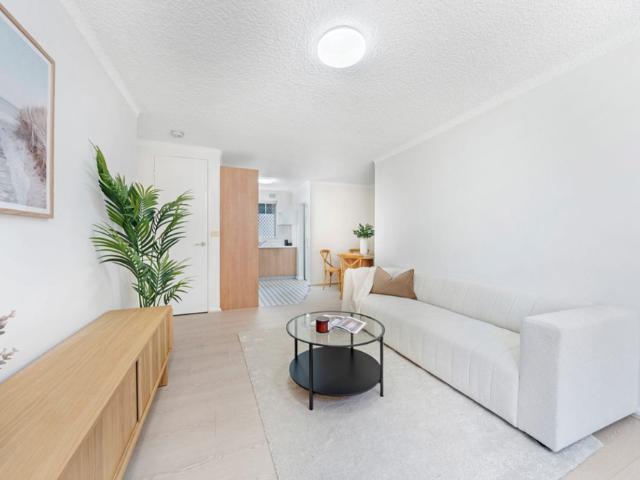 Stylishly Renovated Unit in Prime Hurstville Location