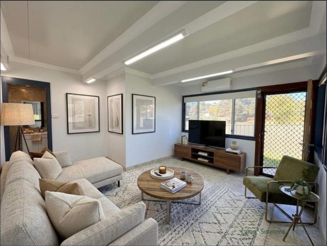 Stylishly Renovated 2 Bedroom Granny/Additional Living