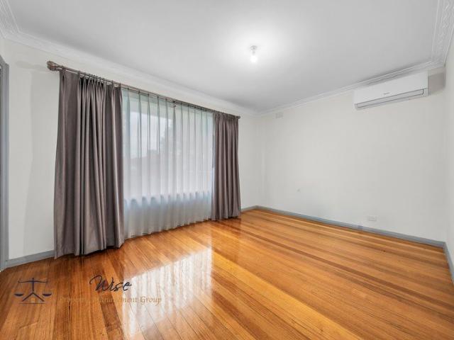 Stylishly Updated Three Bedroom Home in Convenient Noble Park Location