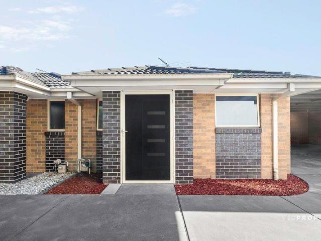Stylishly Updated Two Bedroom Unit in a Prime Thomastown