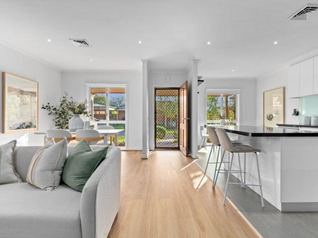 Stylishly updated two bedroom plus study villa with delightful garden