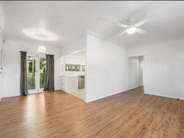 Stylishly Updated Family Home – Near New Kitchen & Fresh Paint, Great Location!