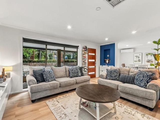STYLISHLY UPDATED FAMILY LIVING WITH EXCEPTIONAL OUTDOOR APPEAL