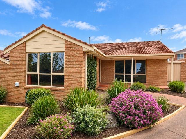 Stylishly Upgraded, Low Maintenance Living in a Prime Doncaster East Location