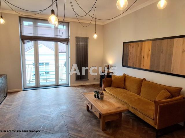 Na sprzedaż unikatowy apartament 82 m² w centrum Tarnowa