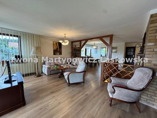 Stylowy dom 136 m² z dużym ogrodem w Lubinie