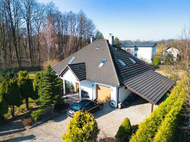 Elegancki dom 276 m² z możliwością wydzielenia działki