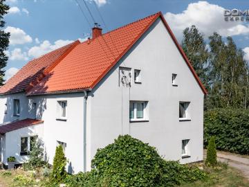 Stylowy dom po remoncie z dużą działką i warsztatem