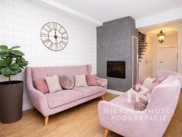 Stylowy dom szeregowy 117,49 m² z ogrodem i garażem