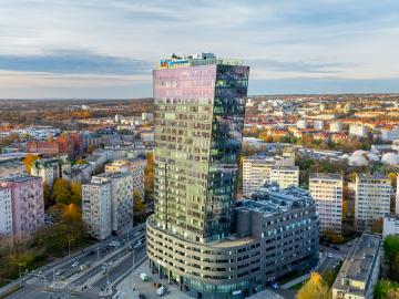 Stylowa kawalerka z balkonem w Hanza Tower!