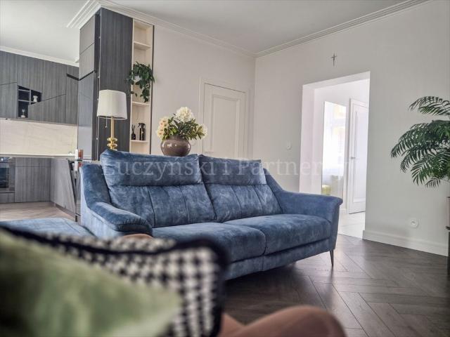 Stylowe 2 pokoje z balkonem 10 m² w Jeleniej Górze