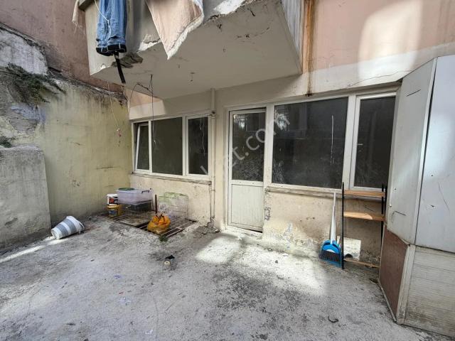 Sümbül Efendi Mahallesinde 1+1 Bahçeli Kiralık Daire