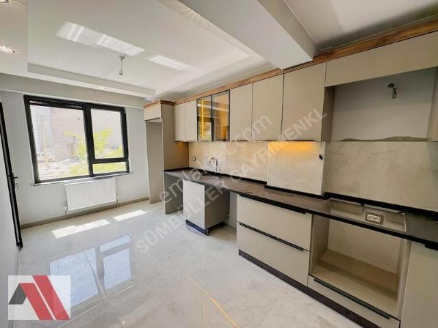 Sümbüller'de Modern 3+1, Önü Açık, Ara Kat Daire