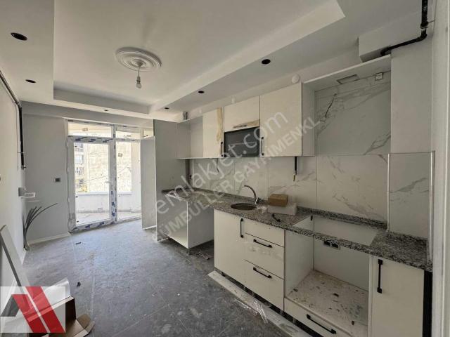 Sümbüller'den Bursa Cd Yakını Z.ısıtmalı Çift Balkonlu Şık 2+1