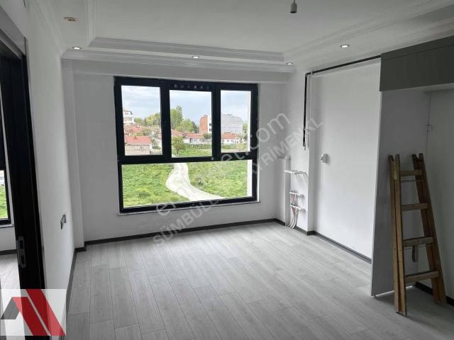 Sümbüller'den Önü Açık Özel Garajlı Z.ısıtma Yatırımlk 1+1 Daire