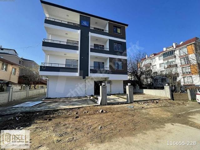 SÜMER MAHALLESİ ÜNİ. YOLU ÜZERİNDE SPOR SALONLU MODERN 1+1 DAİRE