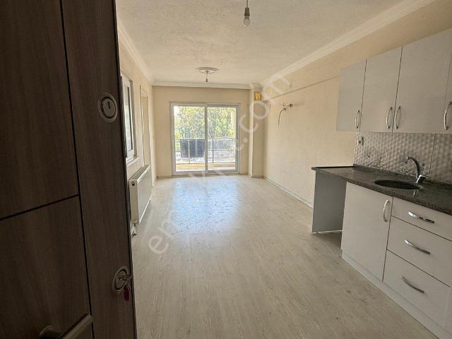 Sümer Mahallesinde 2+0 Kiralık Daire