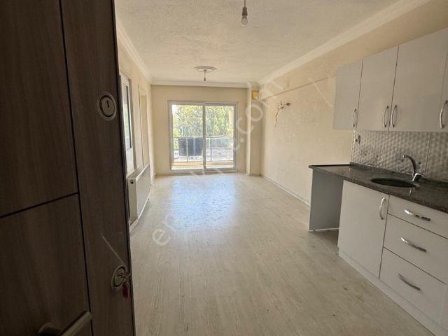 Sümer Mahallesinde 2+0 Kiralık Daire