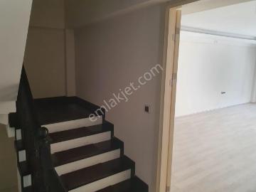 Sümer Satılık Bahçeli Villa 310 M² Boş