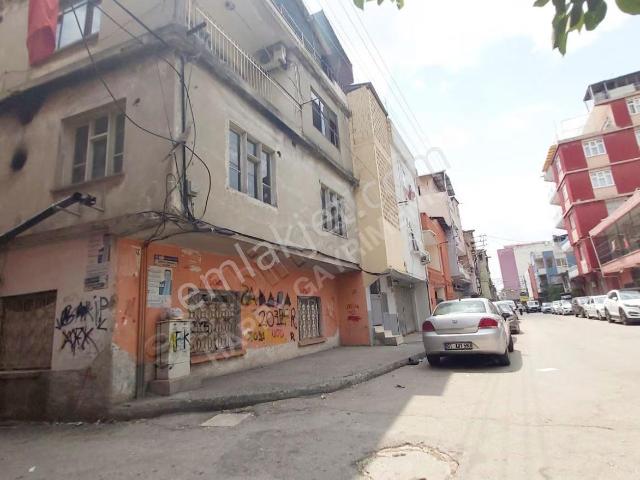 Sümerde Gülek Cami Yakını Satılık 3katlı Müstakil Ev köşe Başı