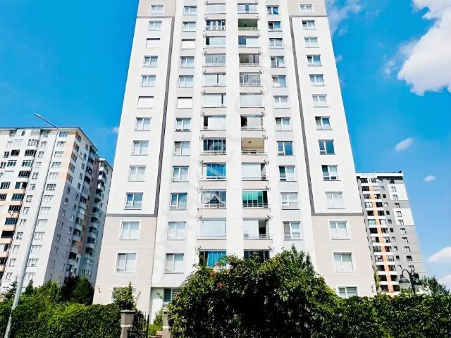 Sümerde 4+1 Geniş Kullanımlı Hemen Oturulur Yüksek Krediye Uygun