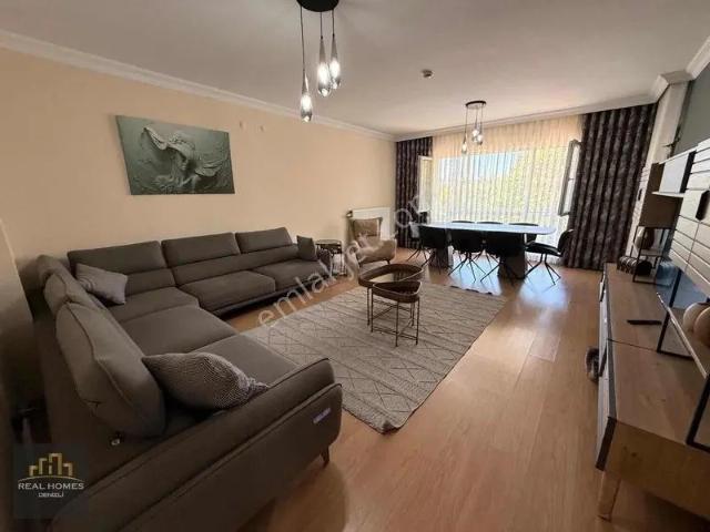 Sümerpark Evlerinde Satılık 2,5+1 135m² Lüx Arakat Daire