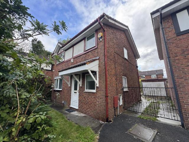 Summertrees Avenue, Preston PR2 3 bed detached house to rent £900 pcm £208 pw