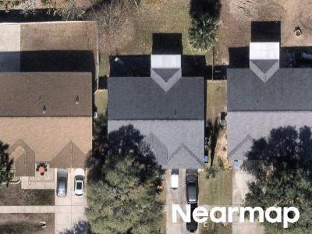 Summerwood Dr
