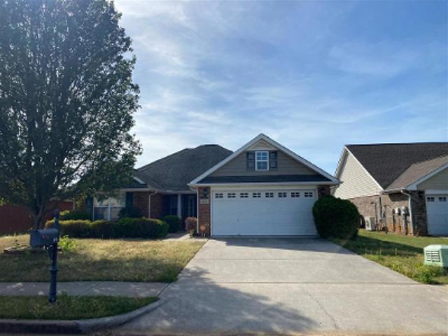 Summer Cove Cir NW