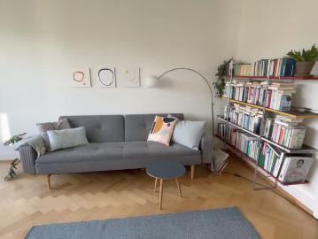 Summer flat with a view, 3 minutes from the Limmat
