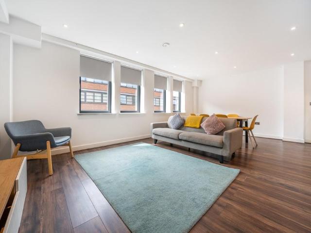 Summer House, 95 Pope Street. 3 bed apartment to rent £1,800 pcm £415 pw