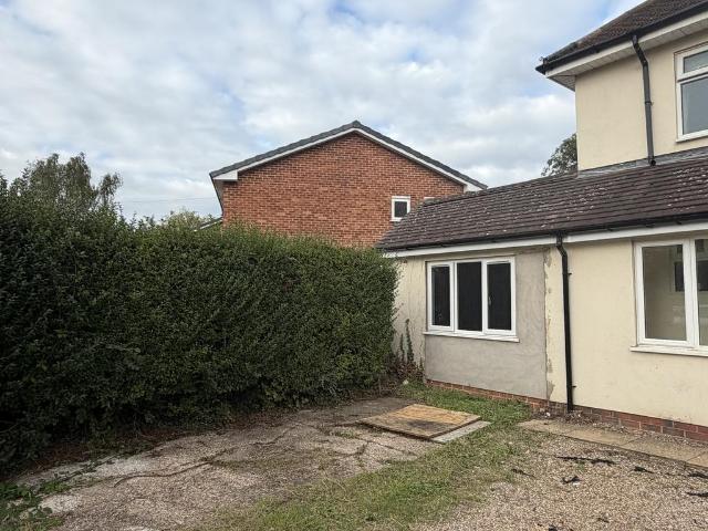Summer Lane, SUTTON COLDFIELD, B76 1 bed ground floor flat to rent £895 pcm £207 pw