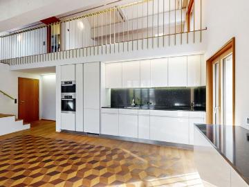 Summer Special – Benefit from a month of rent free rent!