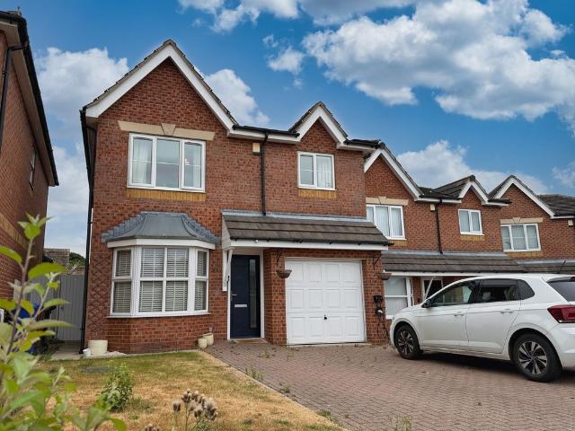Summer View, Royston S71, 4 bed detached house to rent, £1,295 pcm | PrimeLocation