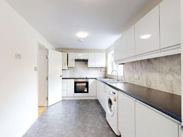 Summerfield Road, Luton, Bedfordshire LU1, Luton, Bedfordshire, 5 bed detached house to rent, £1,950 pcm | PrimeLocation