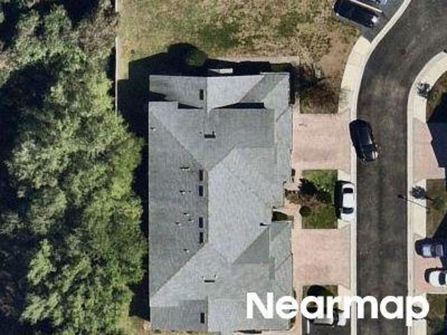 Summergate Dr