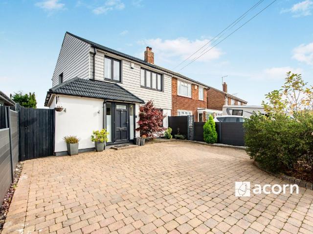 Summerhouse Drive, Dartford DA2, 4 bed semi detached house to rent, £2,700 pcm | PrimeLocation