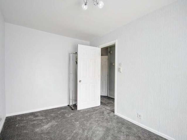 Summerhouse Lane, Harmondsworth, West Drayton, UB7