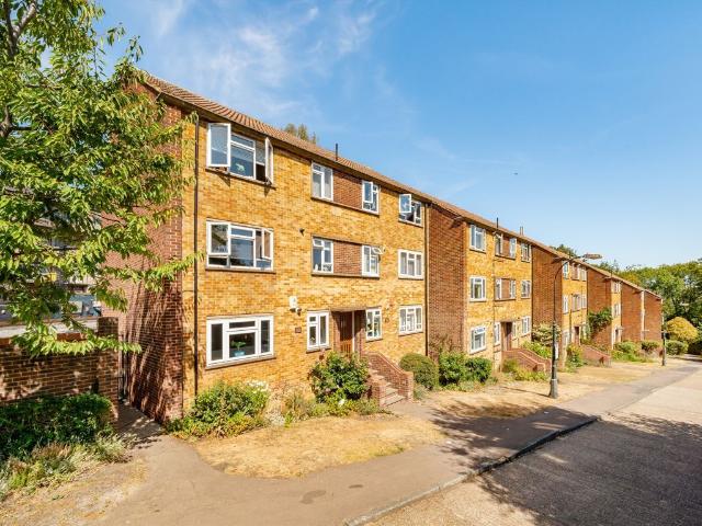Summerland Gardens, London N10, 1 bed flat to rent, £1,750 pcm | PrimeLocation