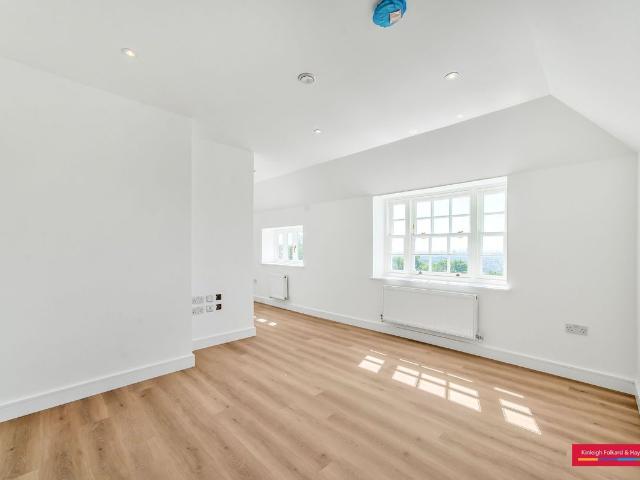 Summerland Gardens, London N10, 2 bed flat to rent, £3,000 pcm | PrimeLocation