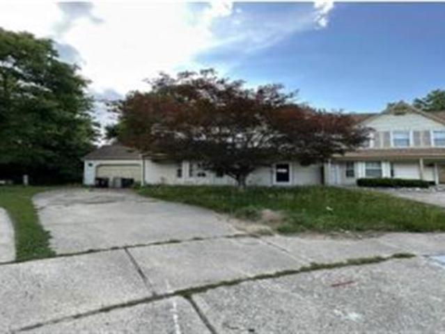 Summit Ct