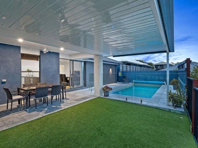 Summit Estate Luxus Living!
