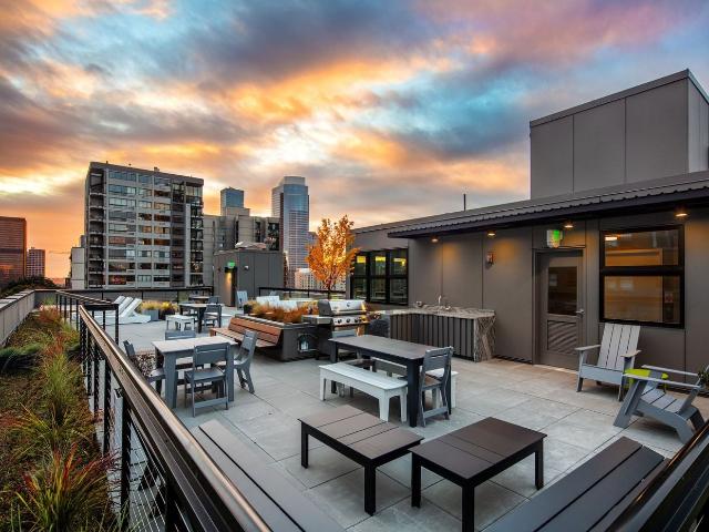 Summit Flats Studio Apartment for Rent at 1103 Summit Ave, Seattle, WA 98101 First Hill