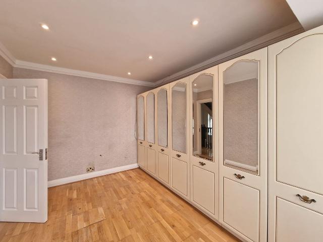 Summit Road, Northolt UB5, 4 bed end terrace house to rent, £3,100 pcm | PrimeLocation